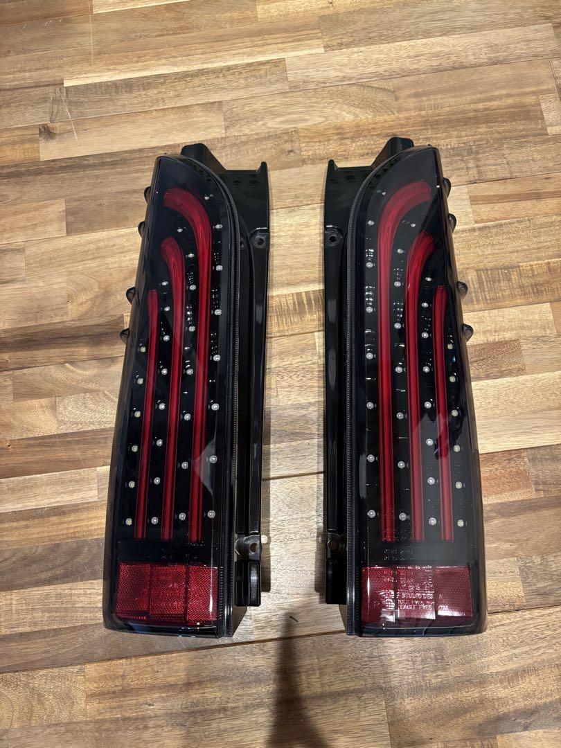 ハイエース　200系　テールランプ　415コブラ　BADテール　BAD-RED