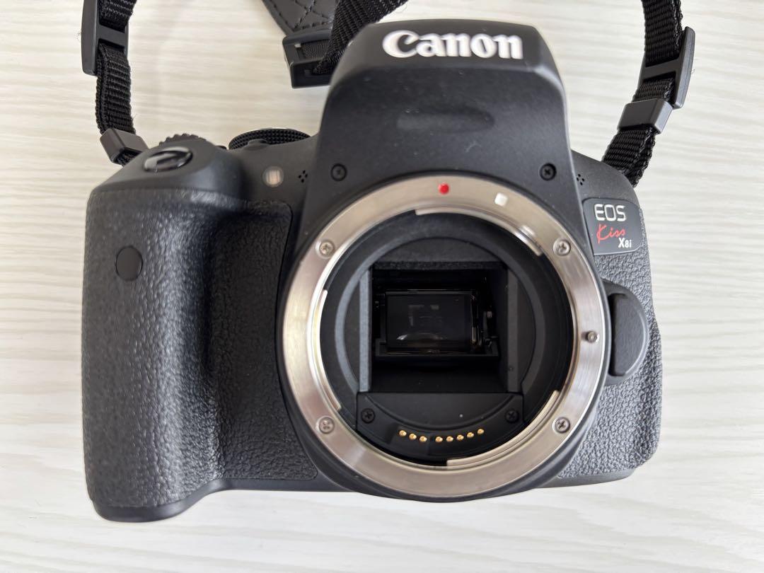Canon 一眼レフ　kiss X8i ズームレンズ付き