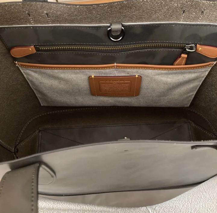 ほぼ新品　コーチ　トートバッグ　本革