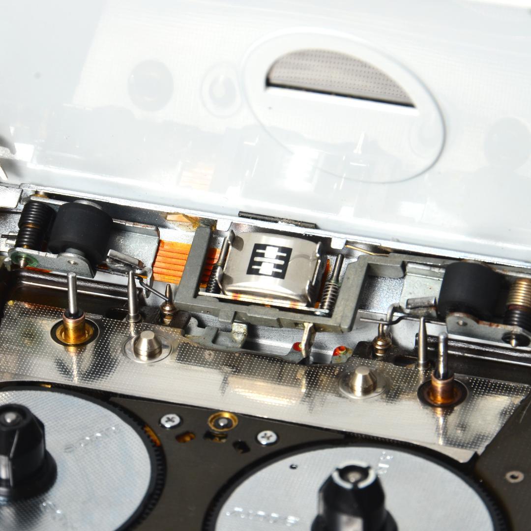 SONY WALKMAN WM-109 カセットウォークマン ホワイト ポーチ付