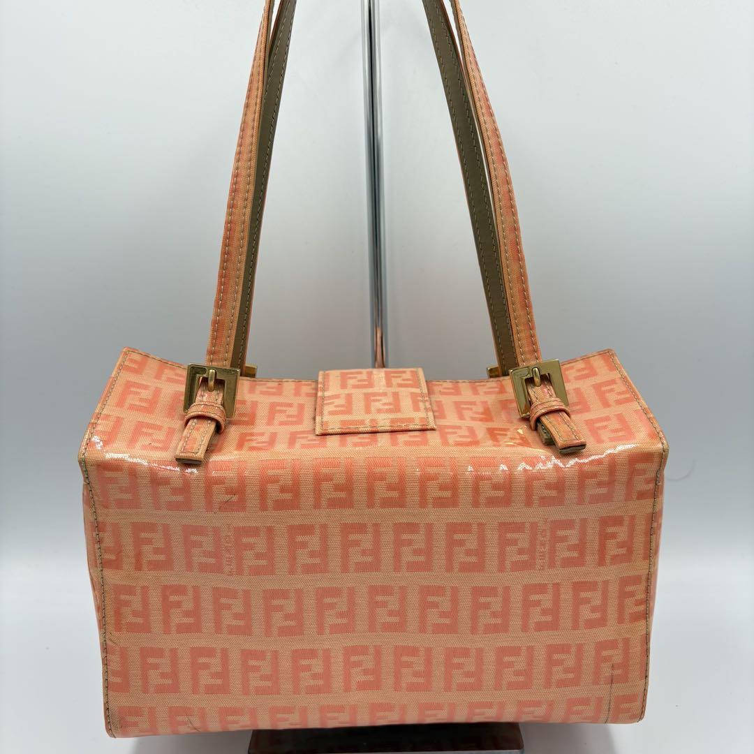 ︎ FENDI