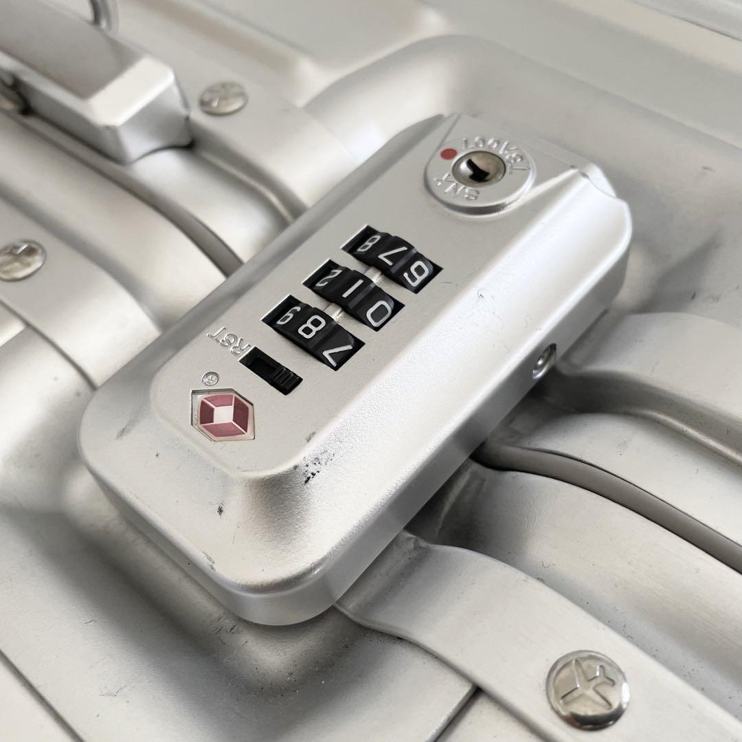 innovator イノベーター アルミ スーツケース 4輪 機内持込み 36L