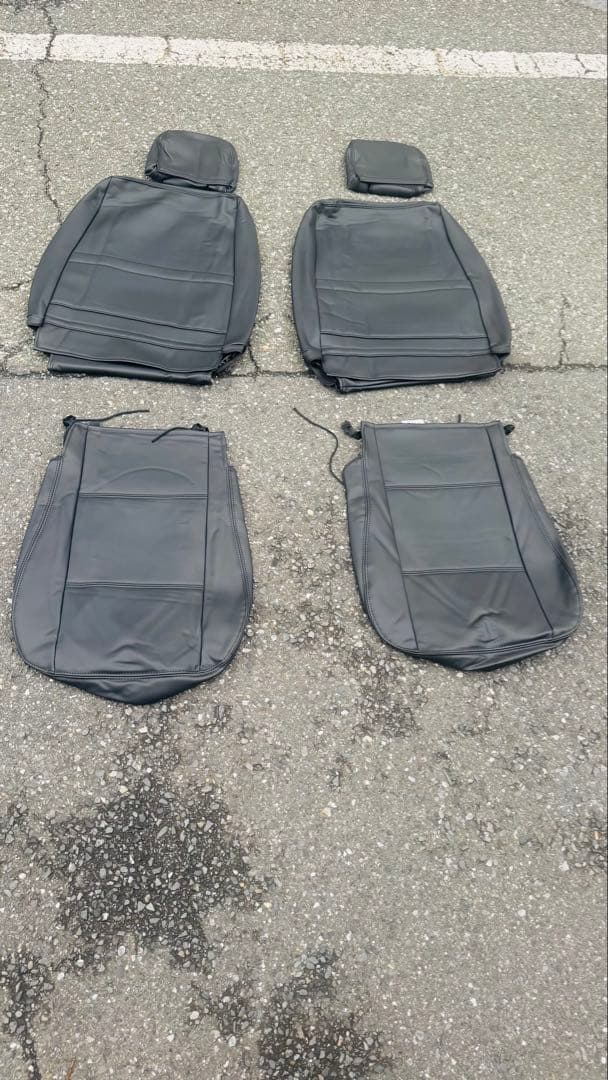 ハイエースグランドキャビン，10人乗り，黒です