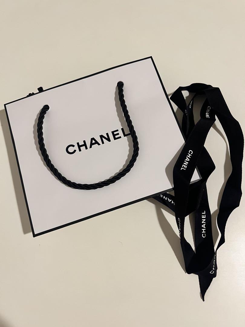 CHANEL紙袋とリボンのセット - メルカリ