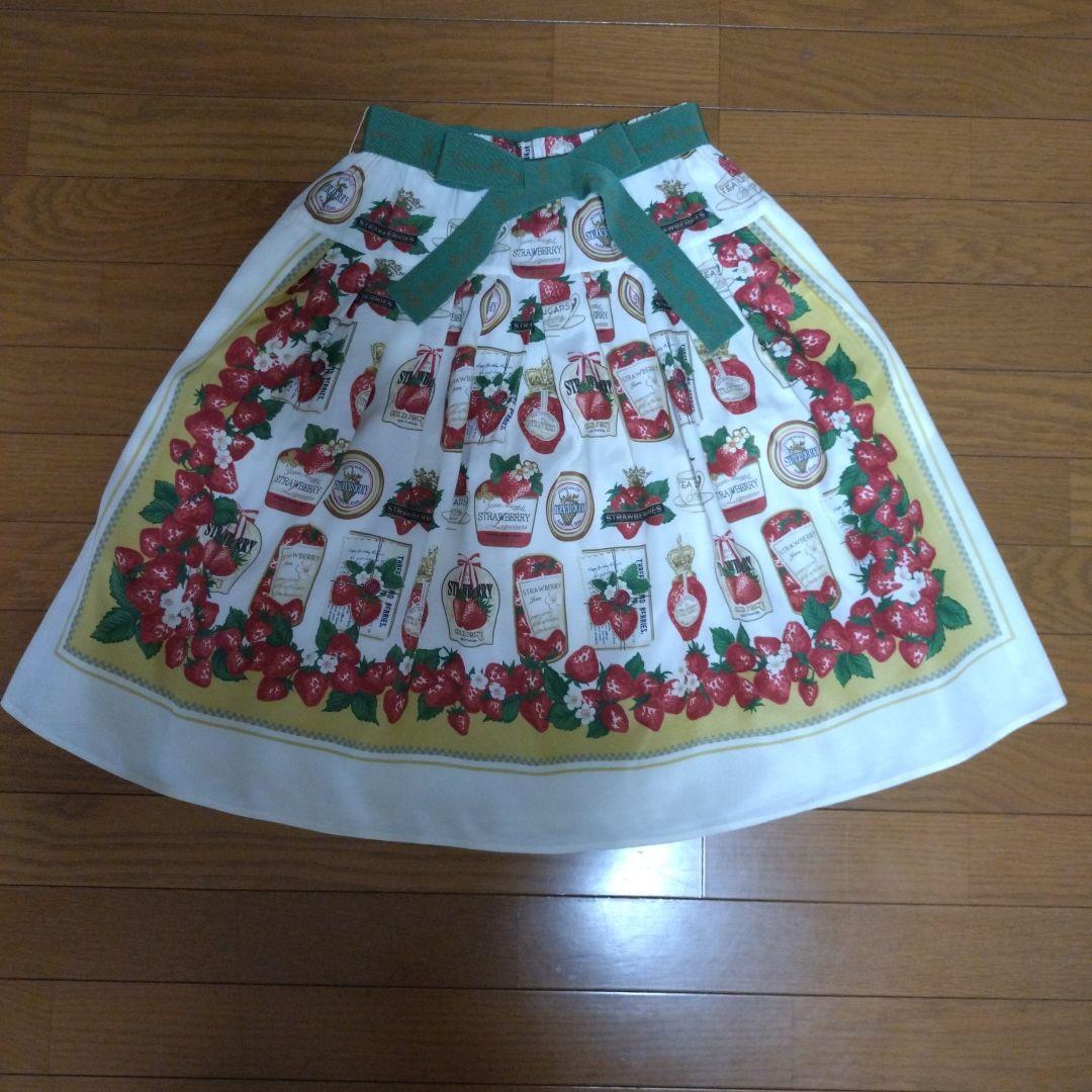 ジェーンマープル Strawberry label scarfスカート
