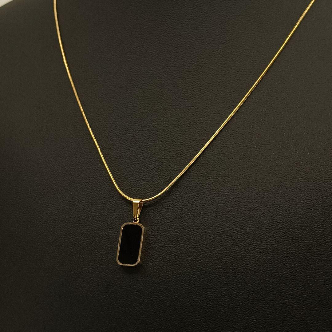 ゴールド　ブラック　黒　金　ネックレス チェーン　ペンダント　刻印