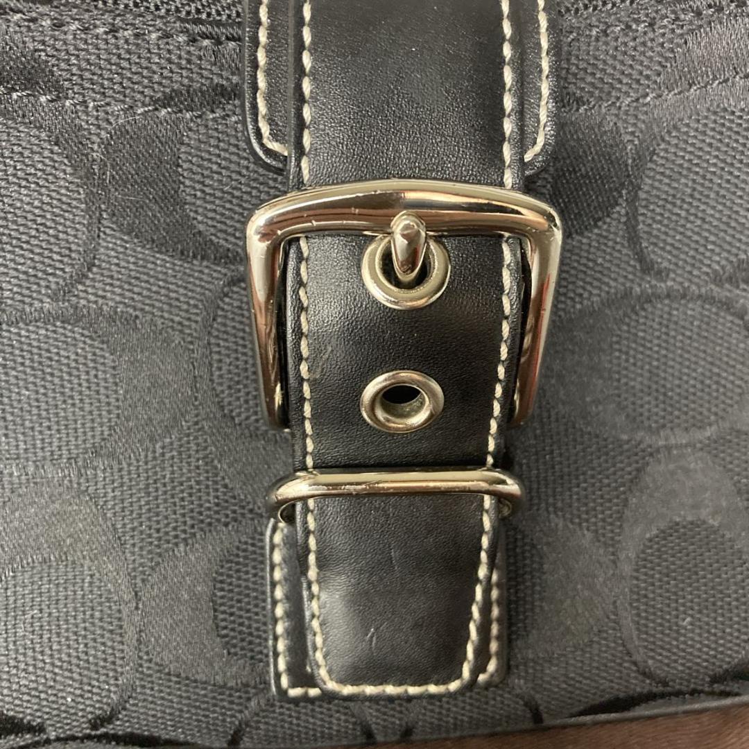 【美品】COACH 　アクセサリーポーチ ワンショルダー　シグネチャー　ソーホー