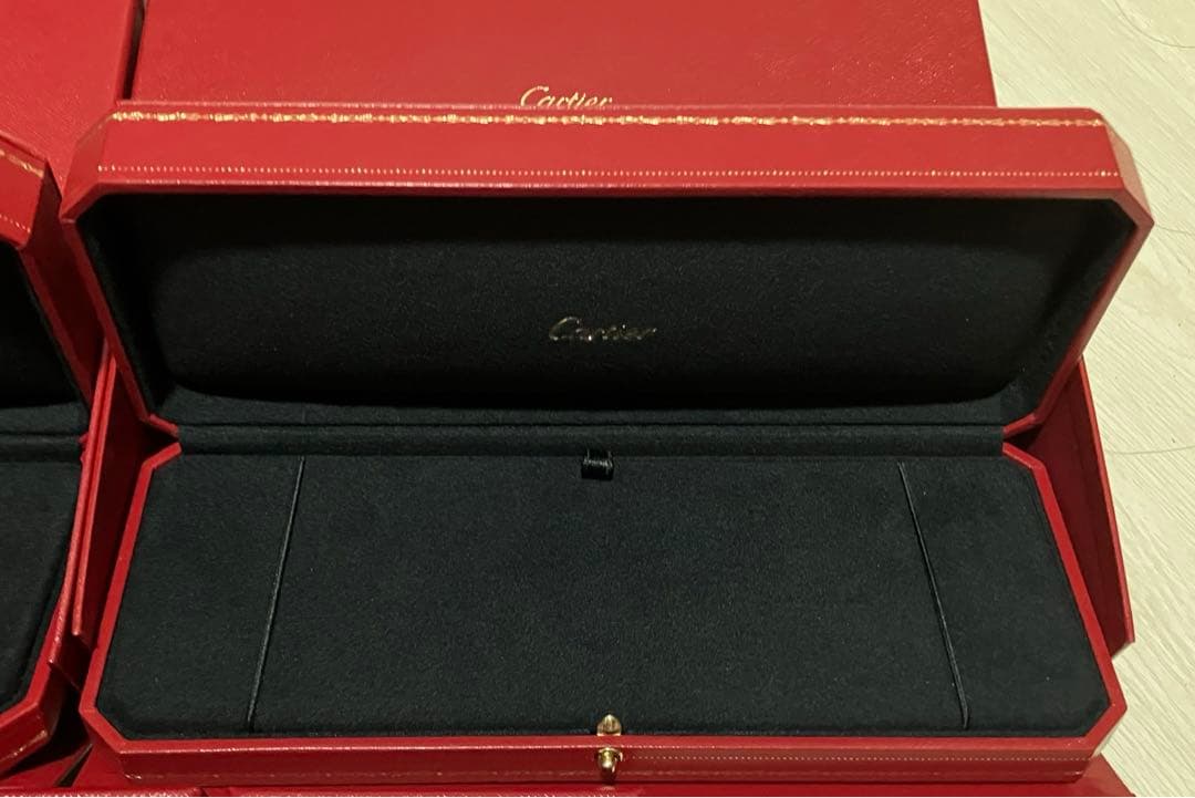 カルティエ ブレスレットケース空箱 現行品 - メルカリ