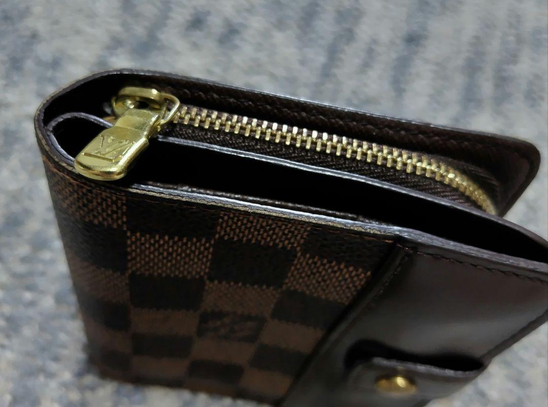 Louis Vuitton ダミエ 二つ折り財布