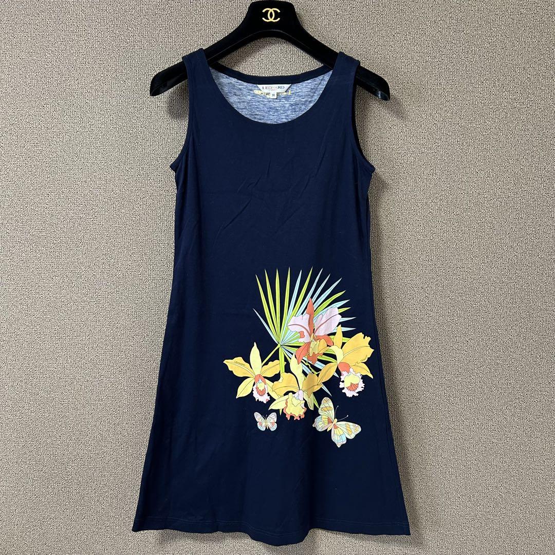 極美品【LEONALD Sport】膝丈ワンピース S 花柄 蝶々 ノースリーブ