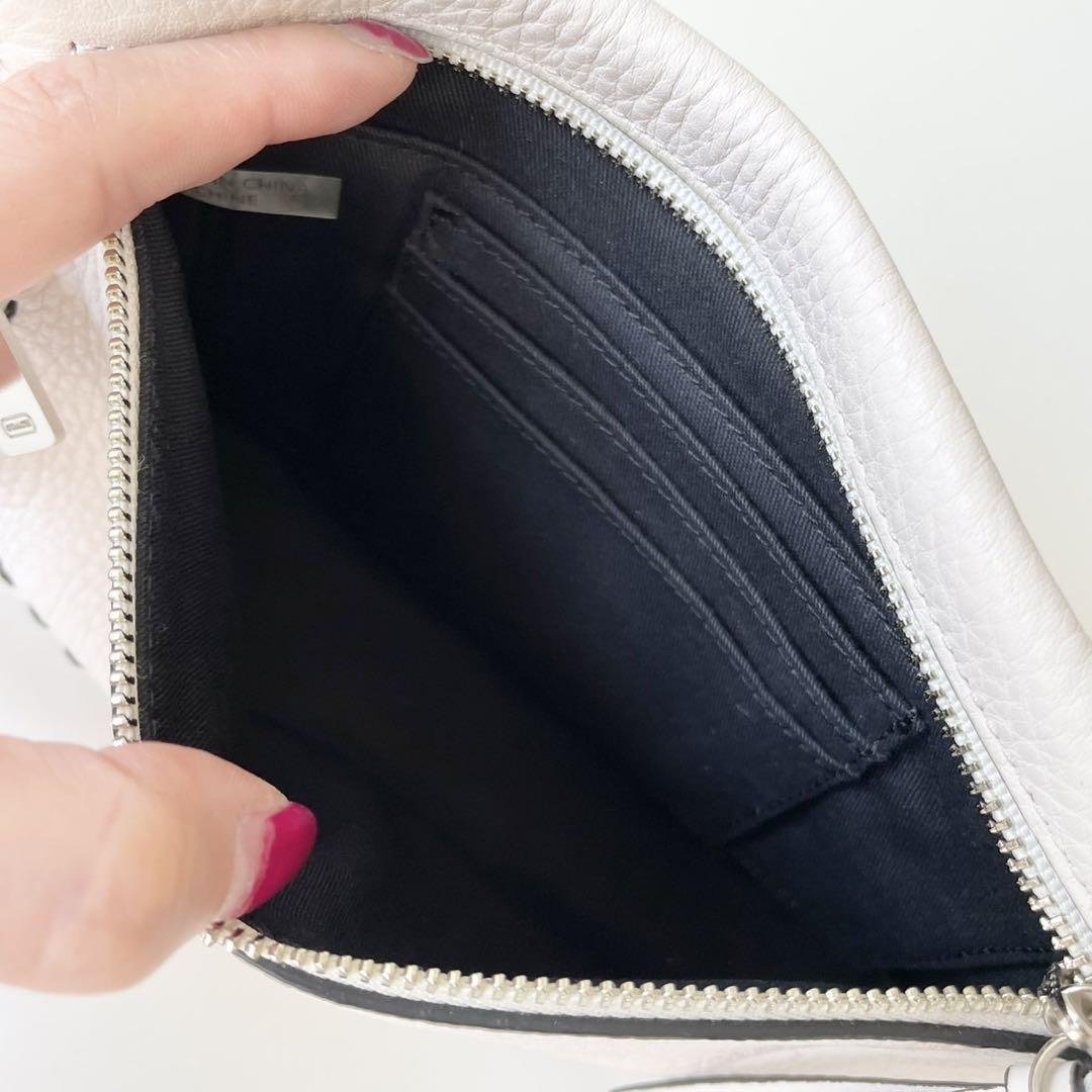 【ほぼ新品】COACH ポーチ トラベルポーチとして活躍❤︎ 化粧ポーチ
