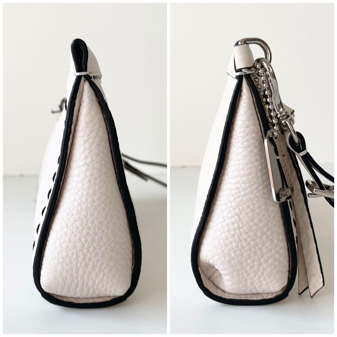 【ほぼ新品】COACH ポーチ トラベルポーチとして活躍❤︎ 化粧ポーチ