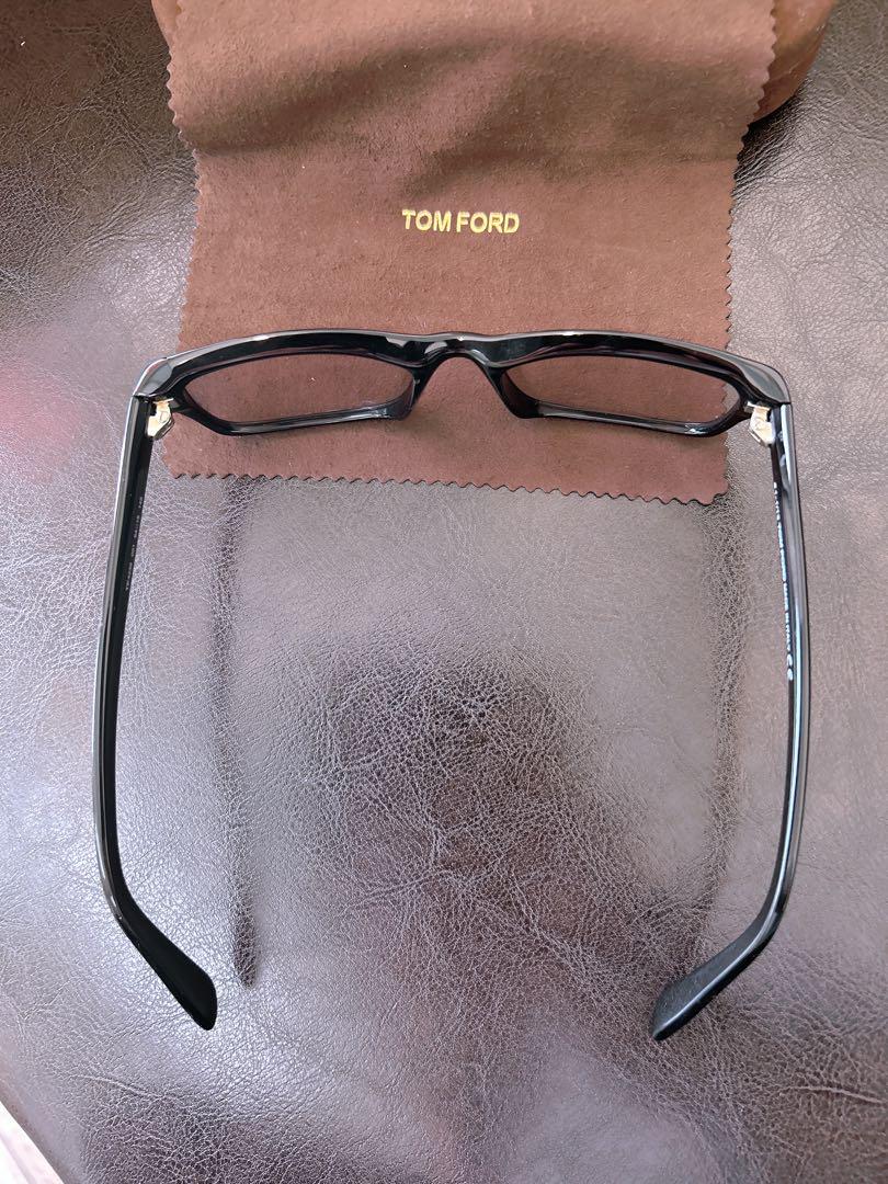 TOM FORD TF 4239サングラス