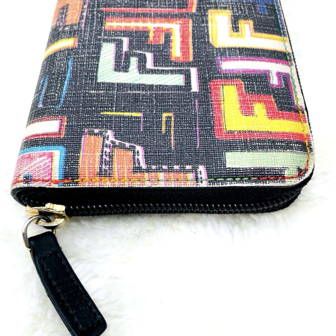 ご成約商品FENDI 長財布 ズッカ PVC レザー ラウンドジップマルチカラー