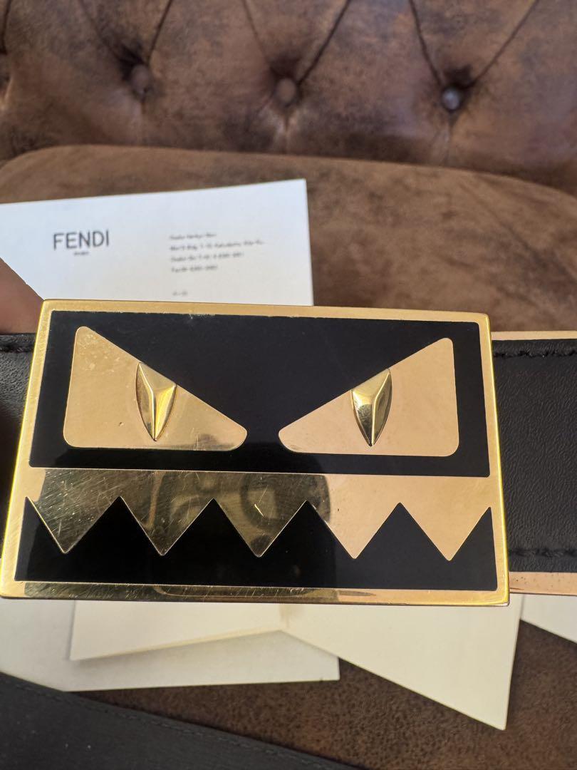 FENDI BUGSバックルリバーシブルベルト ブラック×グレー　フェンディ