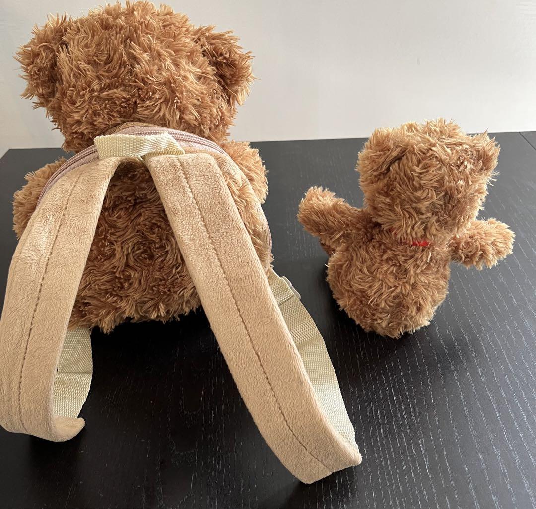 CEリュック付きベージュテディベアぬいぐるみ（新品、未使用、タグ付き） ベージュ クマ型リュック ぬいぐるみ 2点セット - メルカリ