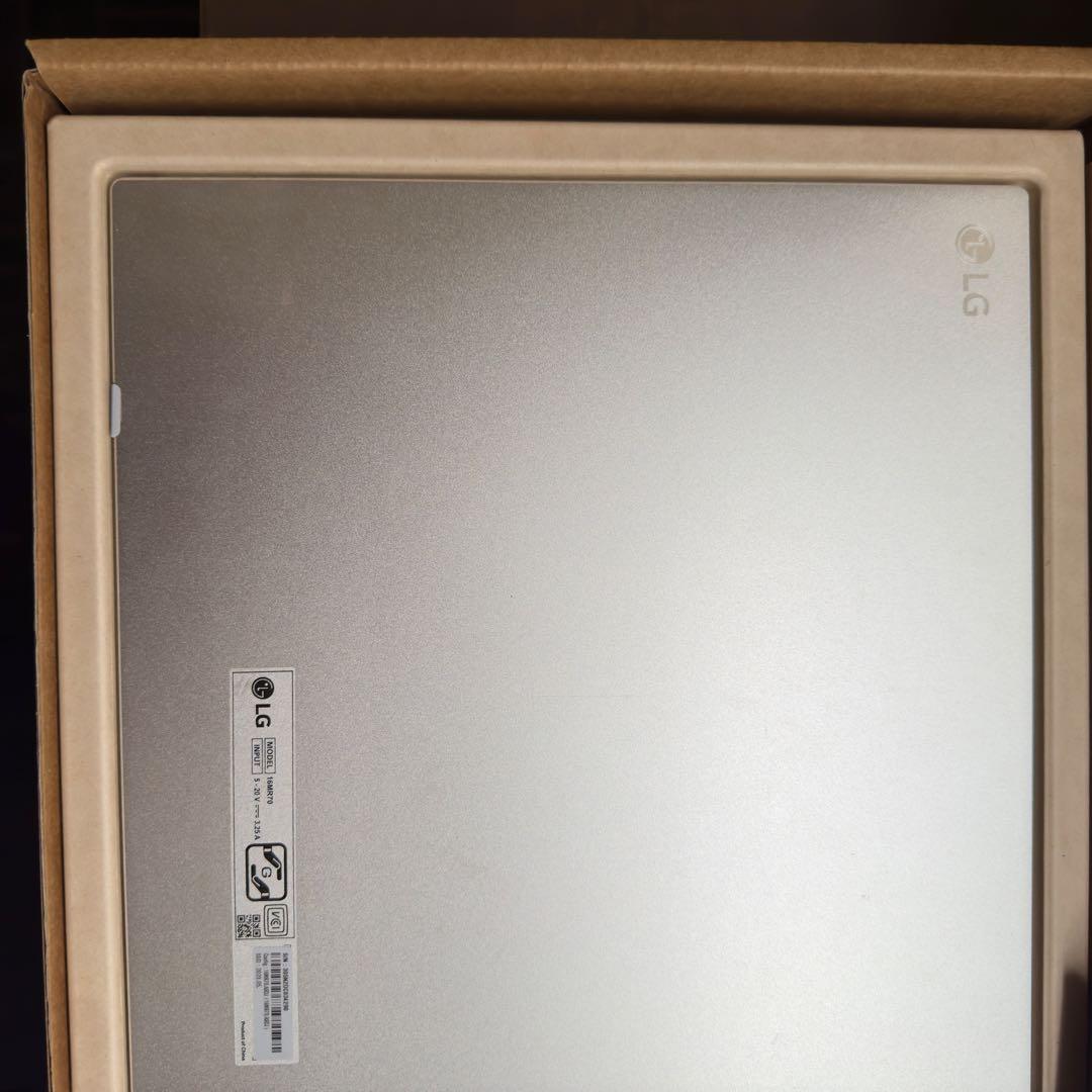 LG gram ＋view モバイルモニター 16型 16MR70