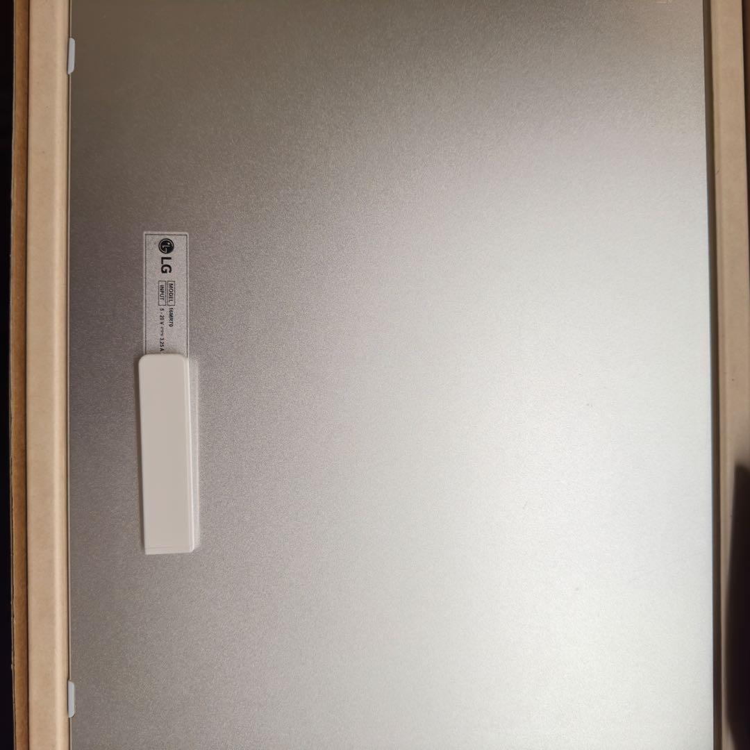 LG gram ＋view モバイルモニター 16型 16MR70