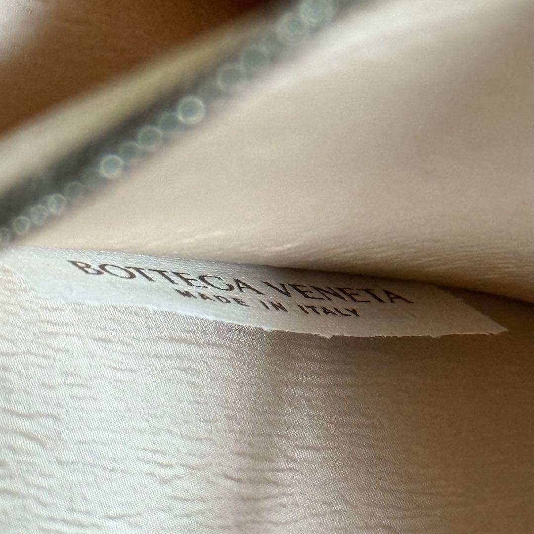 ⭐️未使用⭐️ ボッテガヴェネタ カセット　イントレチャート　ラウンドジップ　財布