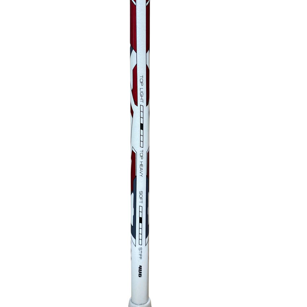 【良品】GRAVITAS グラビタス 1.5-A バドミントンラケット 4u6g