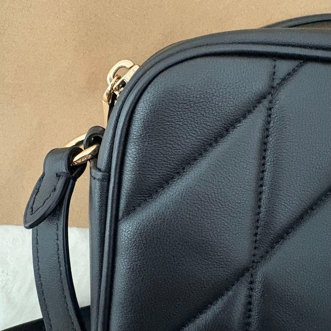 極美品✨未使用 COACH コーチ ショルダーバッグ キルティング レザー 黒 極美品✨未使用 COACH コーチ ショルダーバッグ キルティング レザー 黒