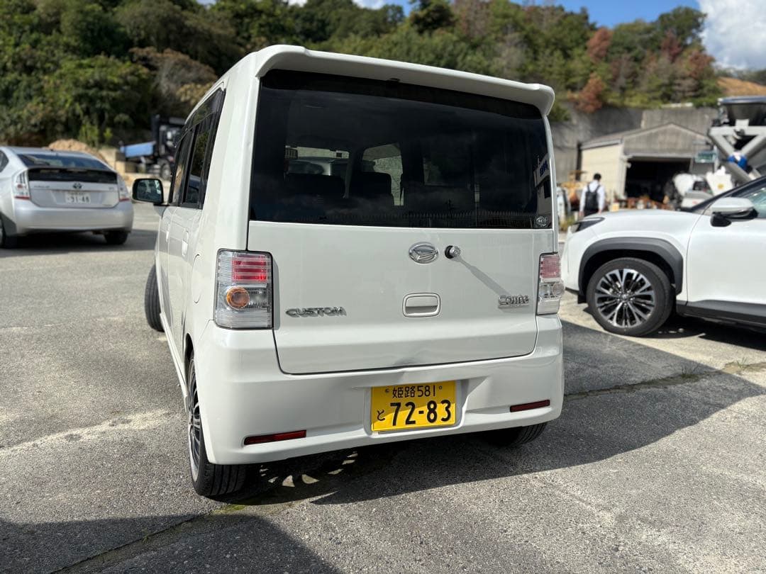 ダイハツムーヴコンテカスタム ホイール社外ナビ付