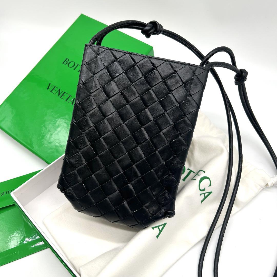 【BOTTEGA VENETA】ミニザノット ショルダーバッグ 639293・中古 ボッテガヴェネタ / BOTTEGA VENETA ミニ ザ ノット ショルダー