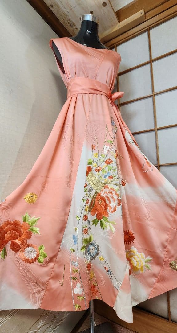 振袖着物リメイクワンピース正絹ウエストリボン付き着丈126センチ身幅60センチ