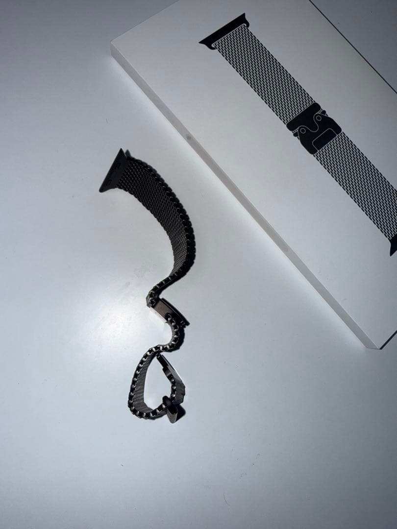 チタニウムミラネーゼループMブラックApple