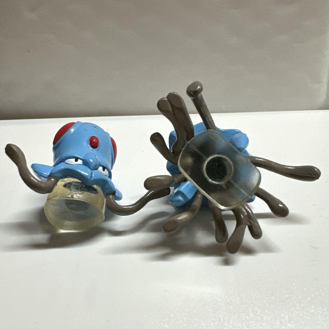 ポケモン　【初期】 モンコレ　メノクラゲ　ドククラゲ