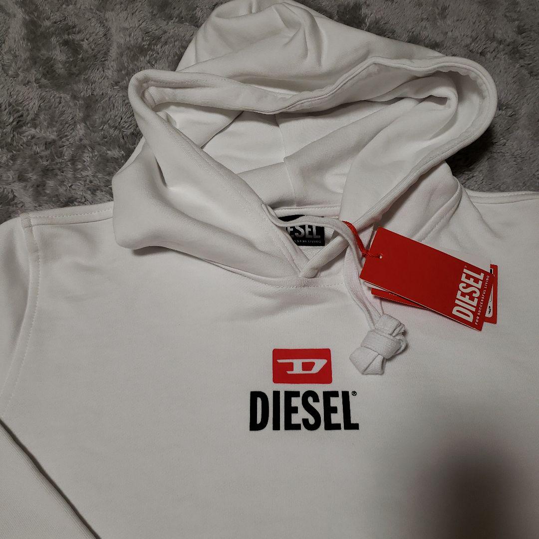 未使用新品○DIESEL○ディーゼル○スウェットパーカー○ロゴ