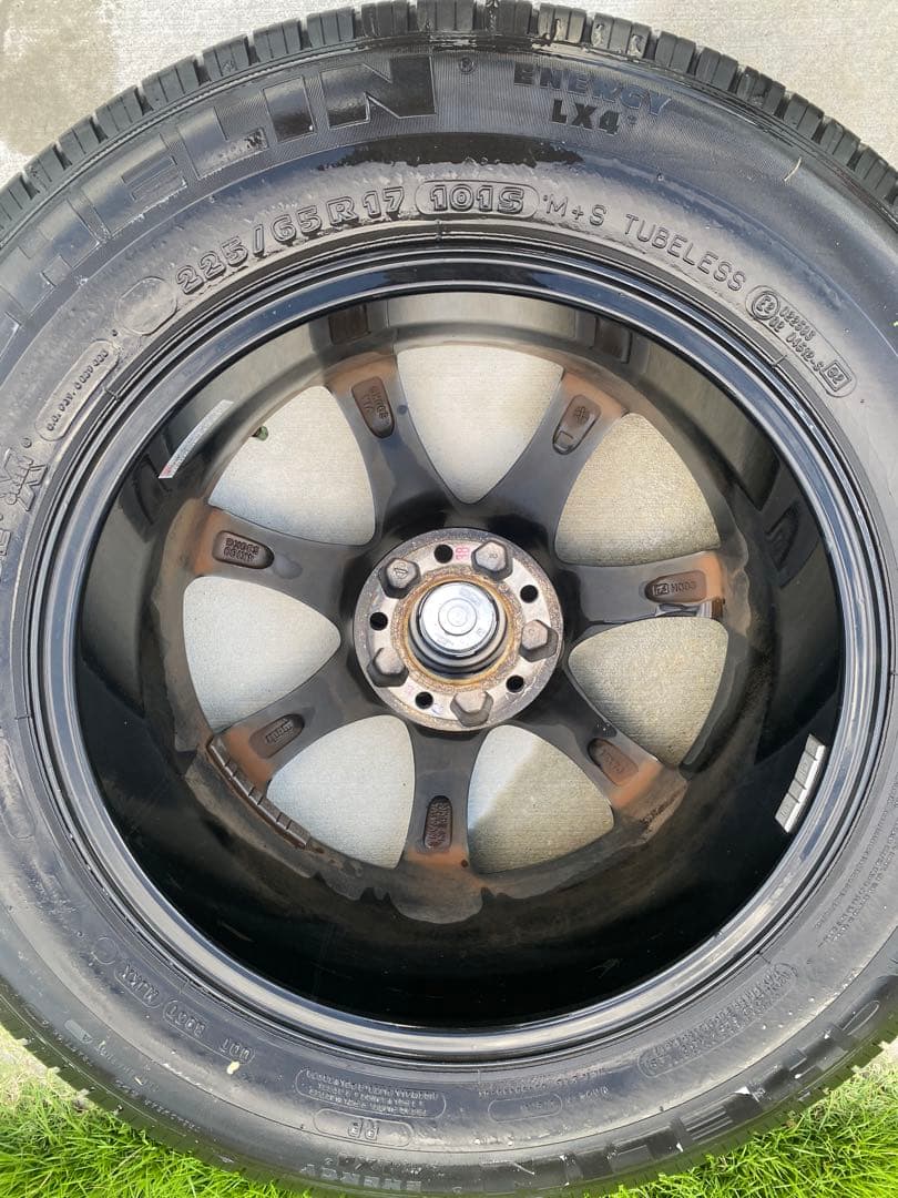 アルミホイールLEONIS