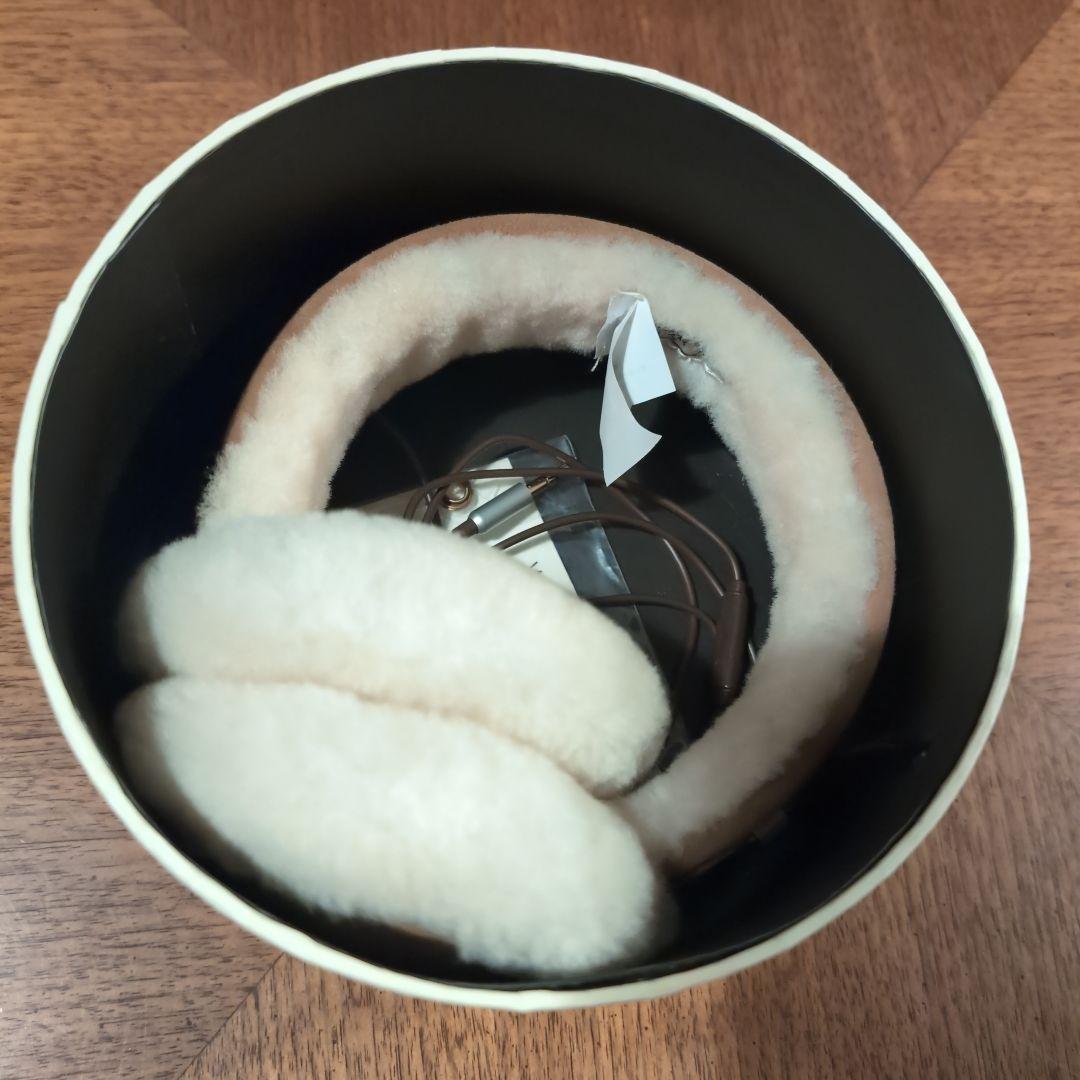 UGG イヤホン機能付き　イヤーマフ