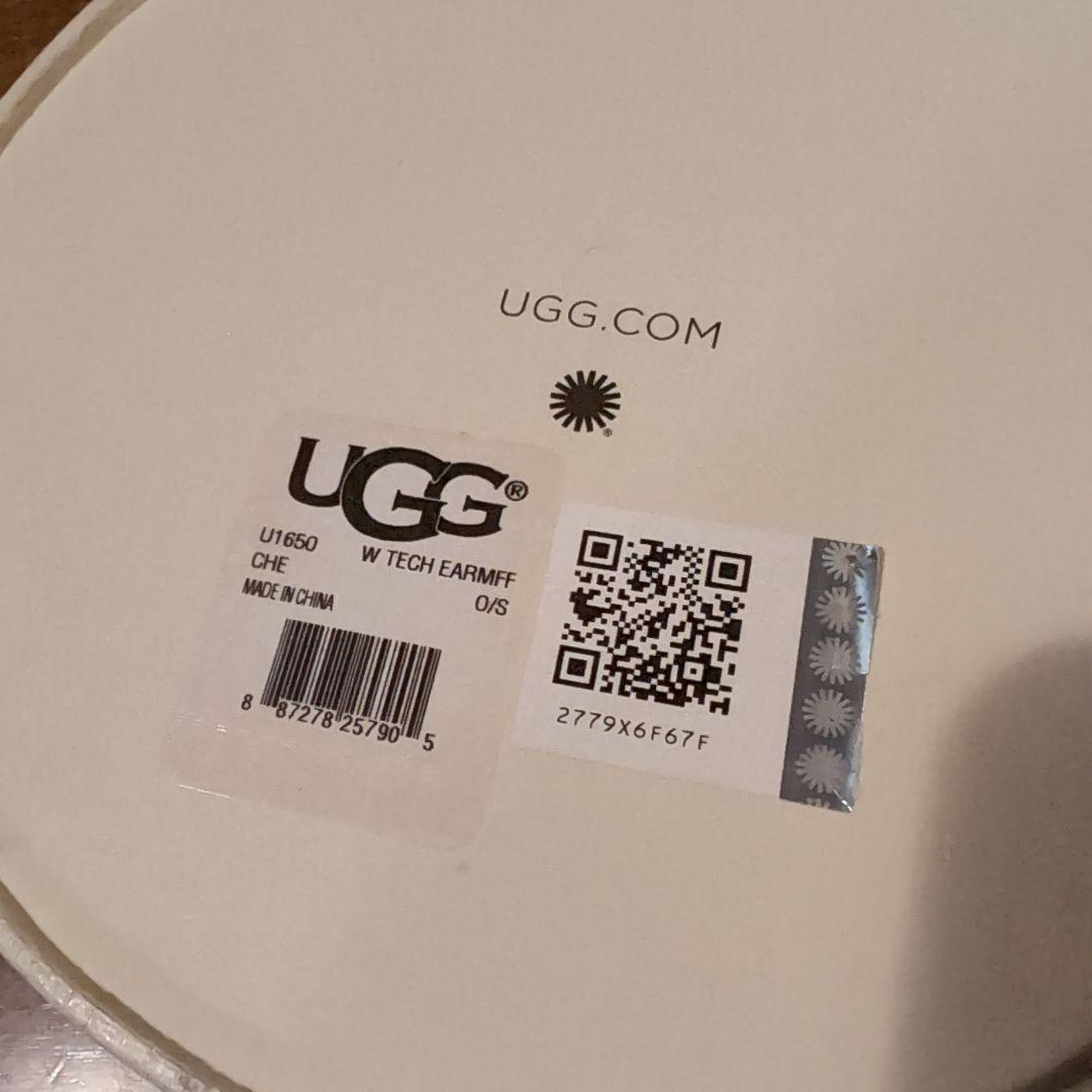 UGG イヤホン機能付き　イヤーマフ