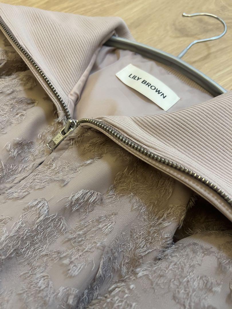 美品】LILY BROWN カットジャガードブルゾン