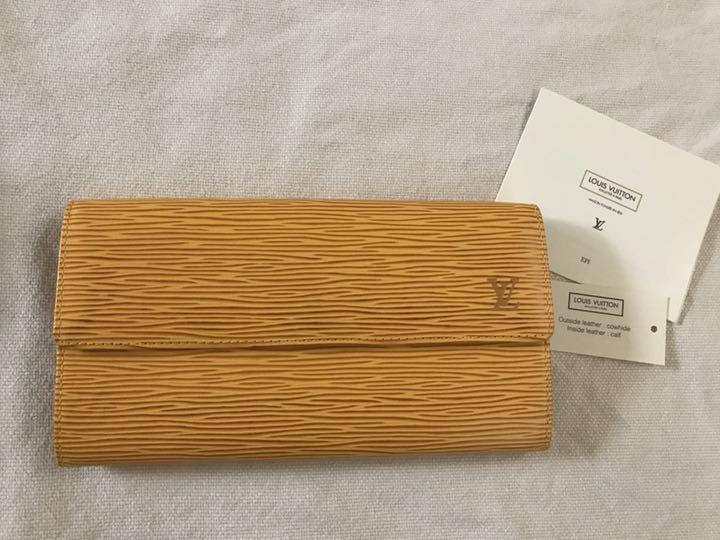 ルイヴィトン エピ 長財布 黄色