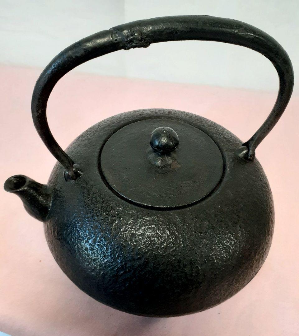 南部鉄器　岩手県盛岡市鈴木主善堂　鉄瓶1.4㍑　重量1650g