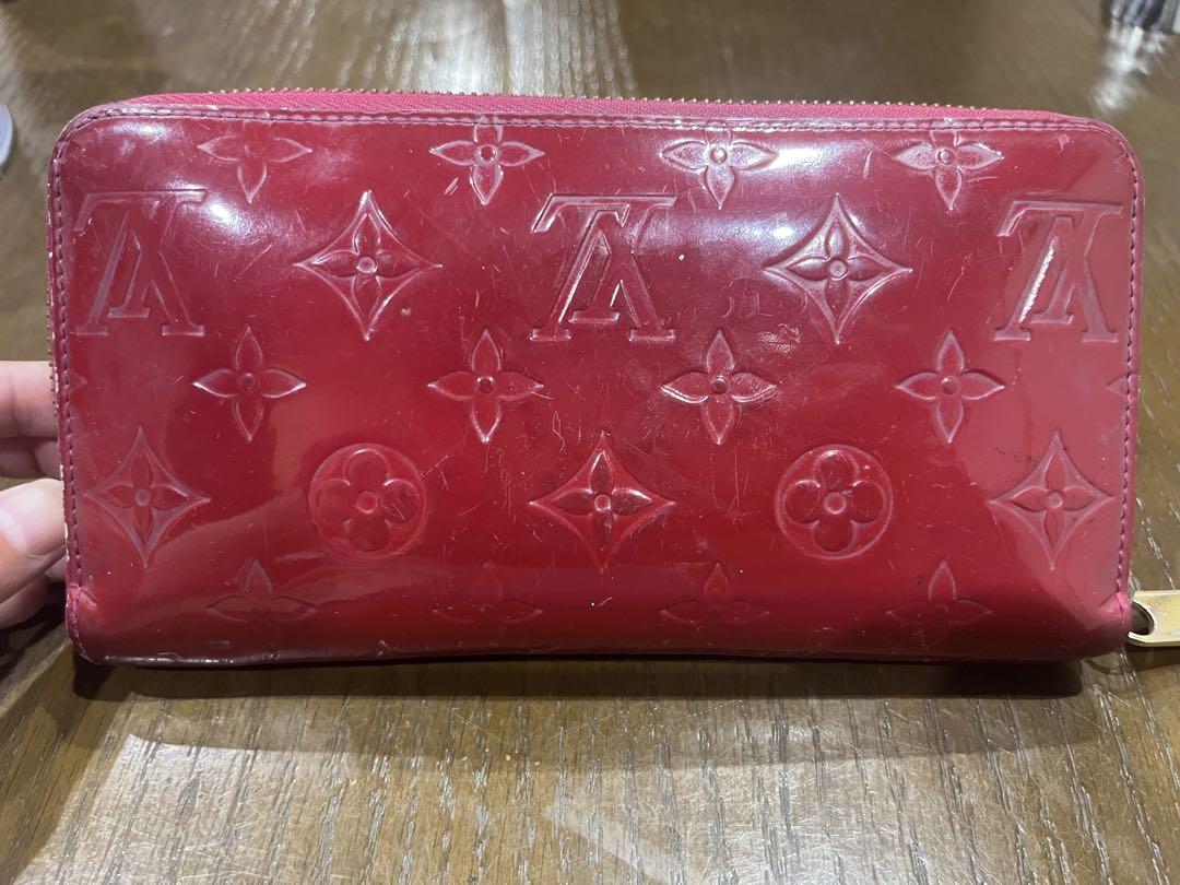 LOUIS VUITTON ヴェルニ ジッピーウォレット 長財布 レッド