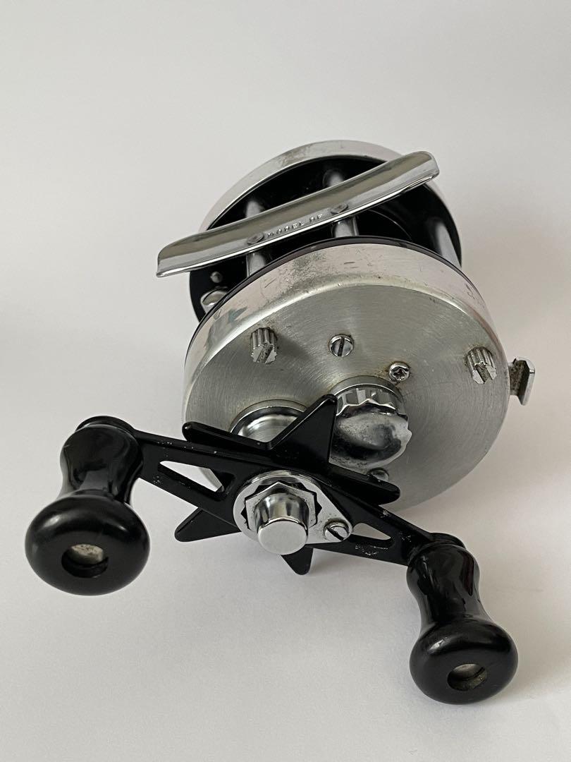 PFLUEGER フルーガー 2800 フィッシング