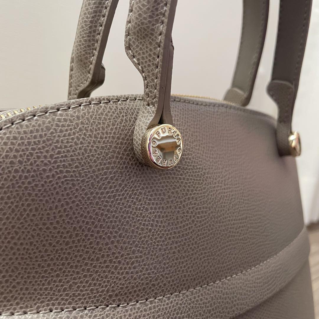 【美品】FURLA フルラ パイパーM