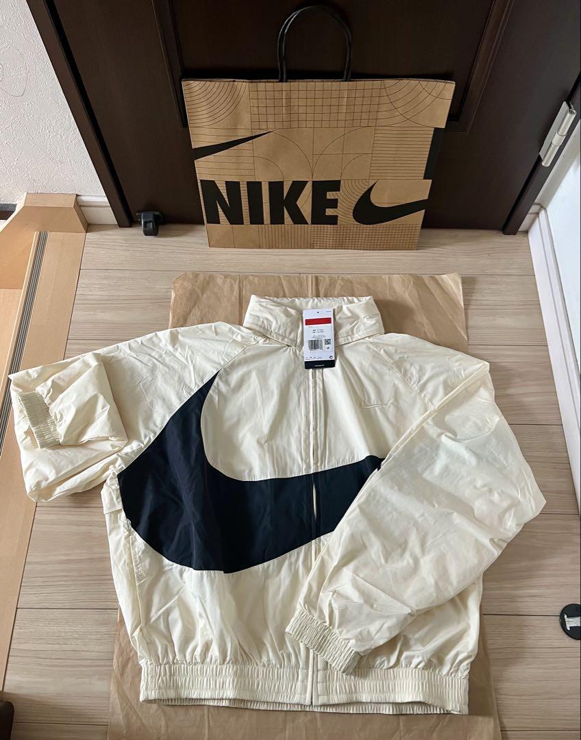 新品　NIKE セットアップ　ウーブンジャケット　ウーブンパンツ
