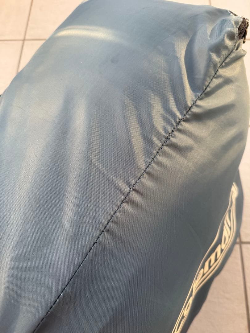 マルチレイヤースリーピングバッグ 寝袋Coleman