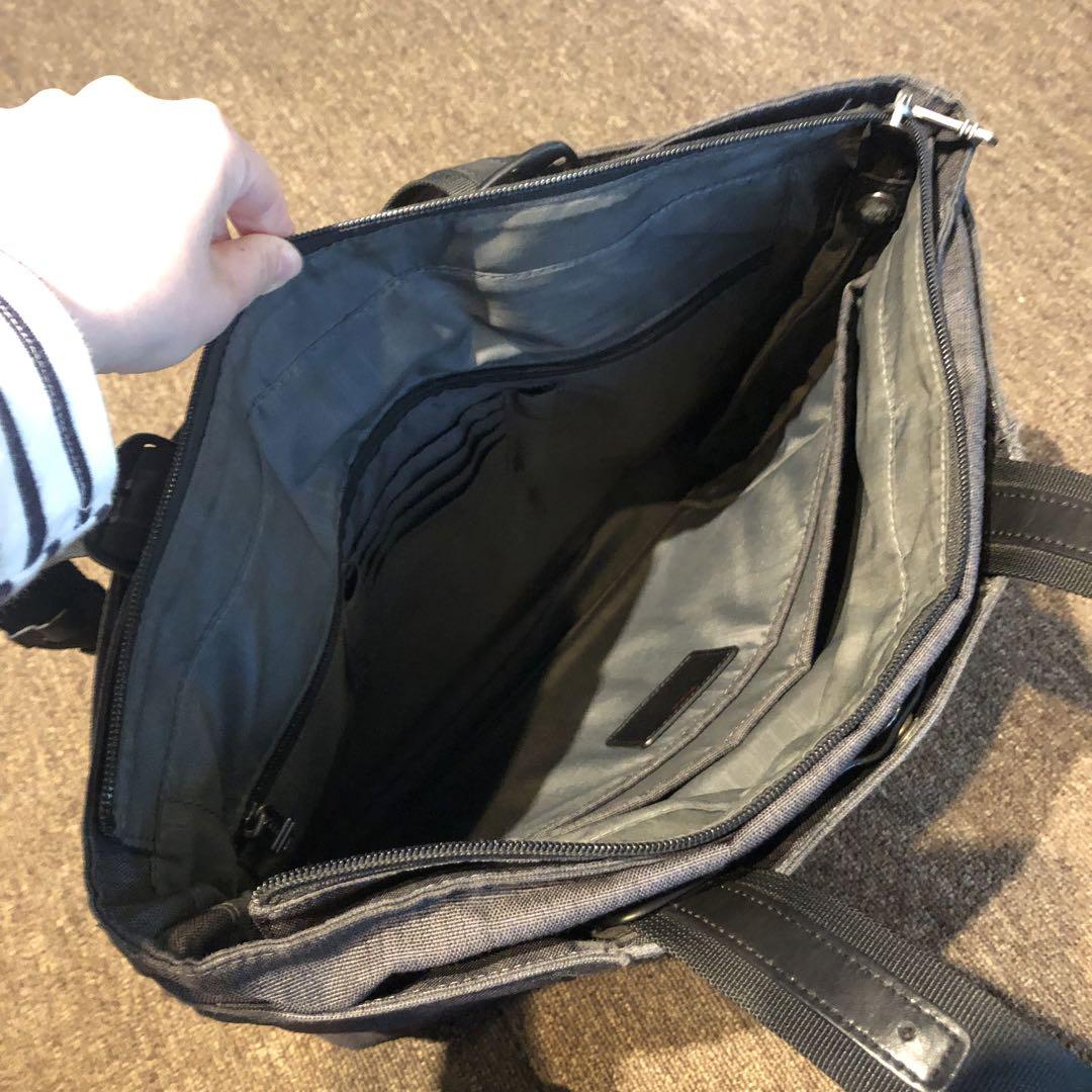 TUMI トゥミ　ビジネスバッグ　トート　黒　A4収納可