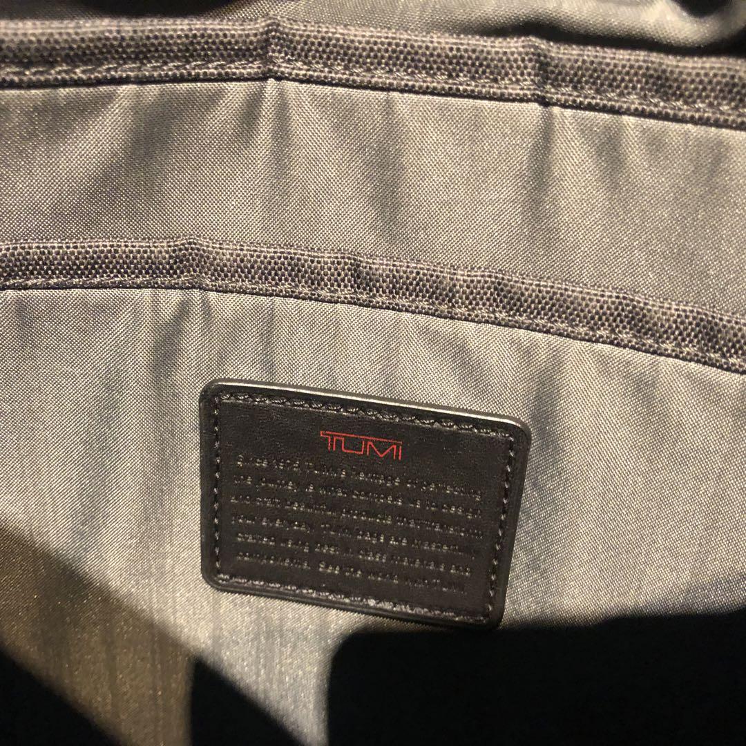TUMI トゥミ　ビジネスバッグ　トート　黒　A4収納可