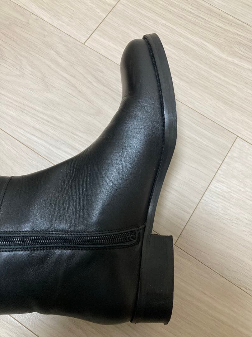 ブラックレザー