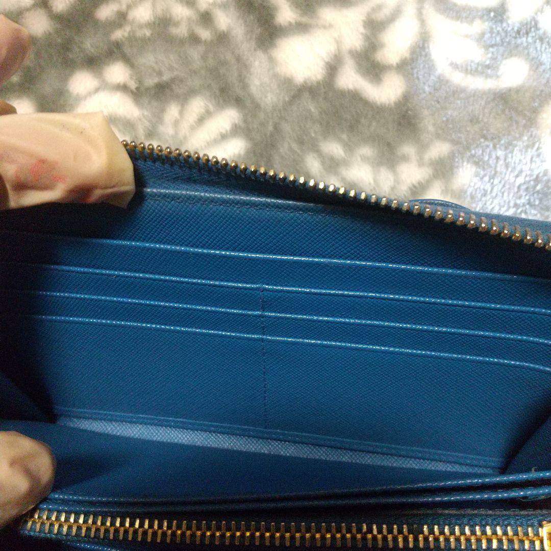 PRADA サフィアーノレザー ラウンドファスナー長財布ブルー系