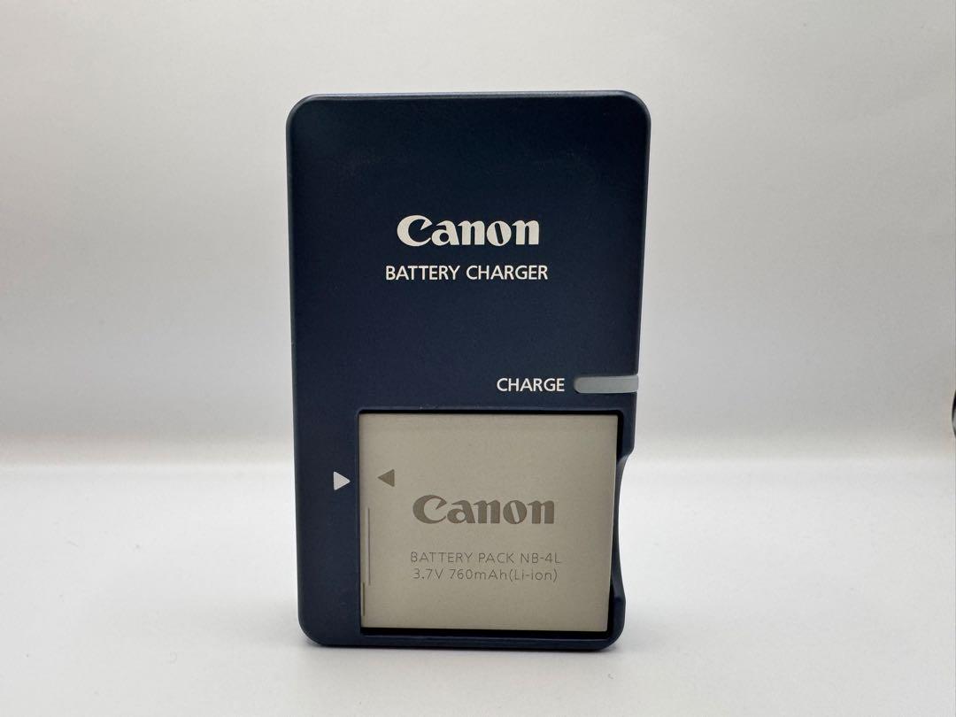 ほぼ未使用Canon キヤノン IXY 610F デジタルカメラ 充電器付き