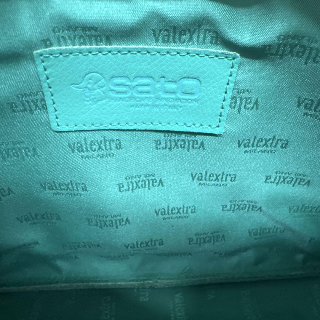 送料無料】Valextra [ヴァレクストラ] /POACH (beige)〔ポーチ