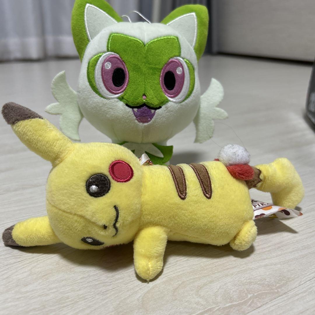 ぬいぐるみセット ピカチュウ フォロ　ミミッキュ　へんしん　ニャオハ Amazon.co.jp: ポケモンセンターオリジナル ぬいぐるみ