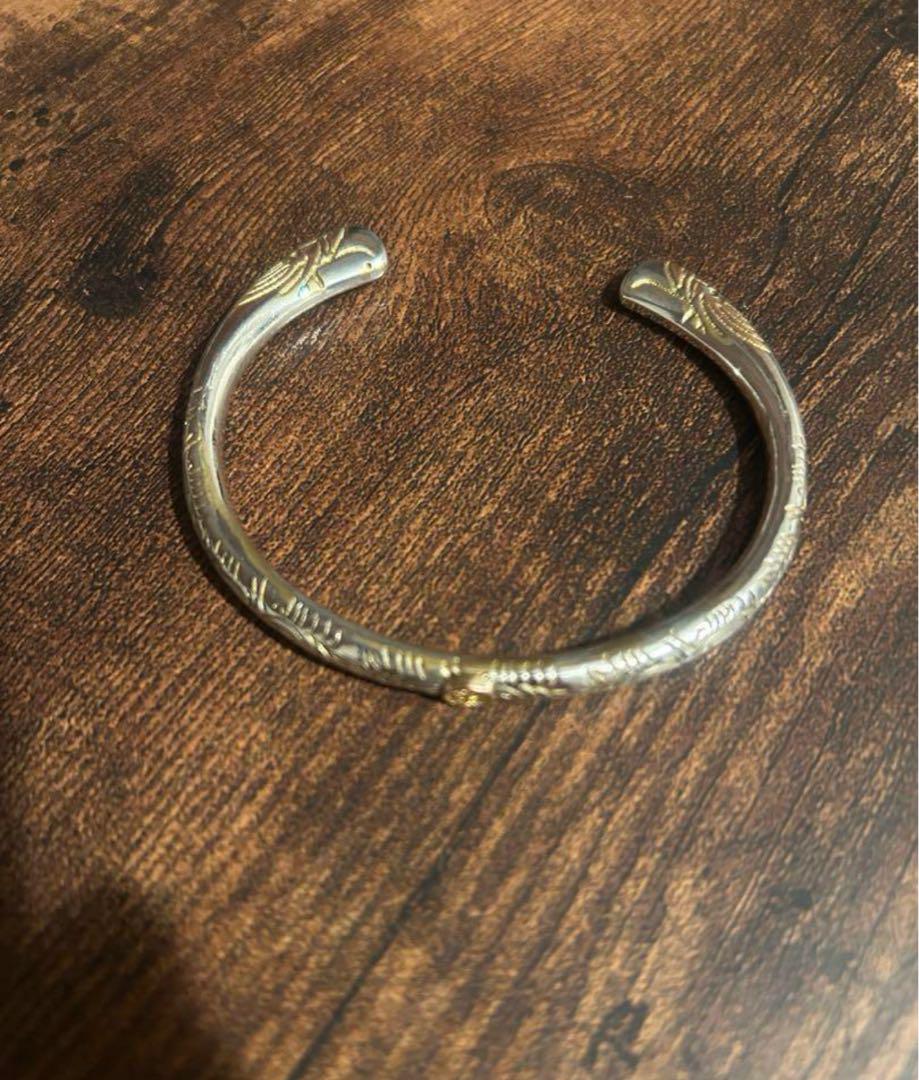 silverバングル